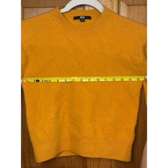 Uniqlo Girls XS Ribbed Knit Wool Sweater - Mustard Yellow Mock Neck - Picture 7 of 7